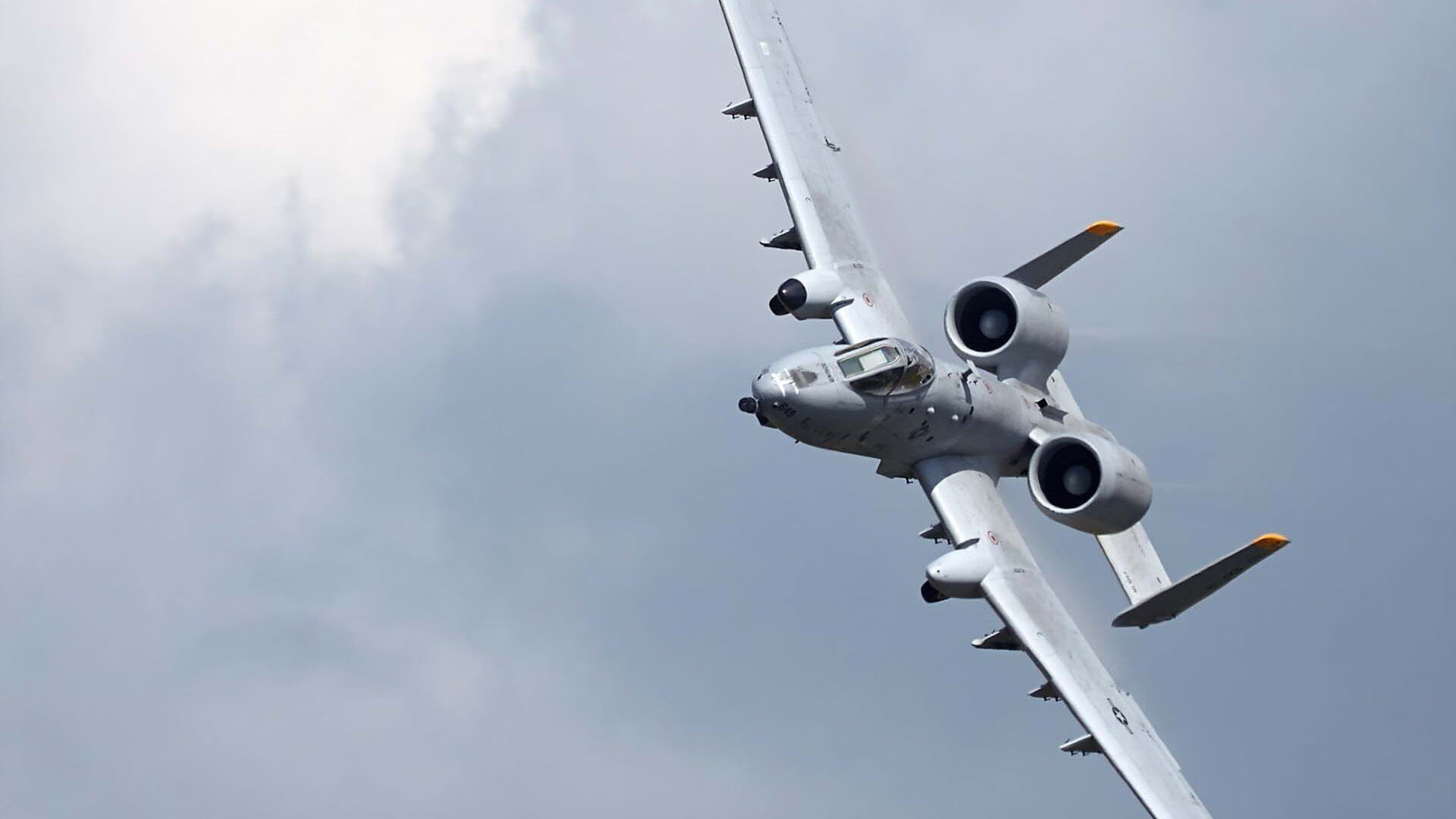 开云体育下载网址-_网球运动员慈善赛事：用比赛传播爱心_，赞助网球的运动品牌