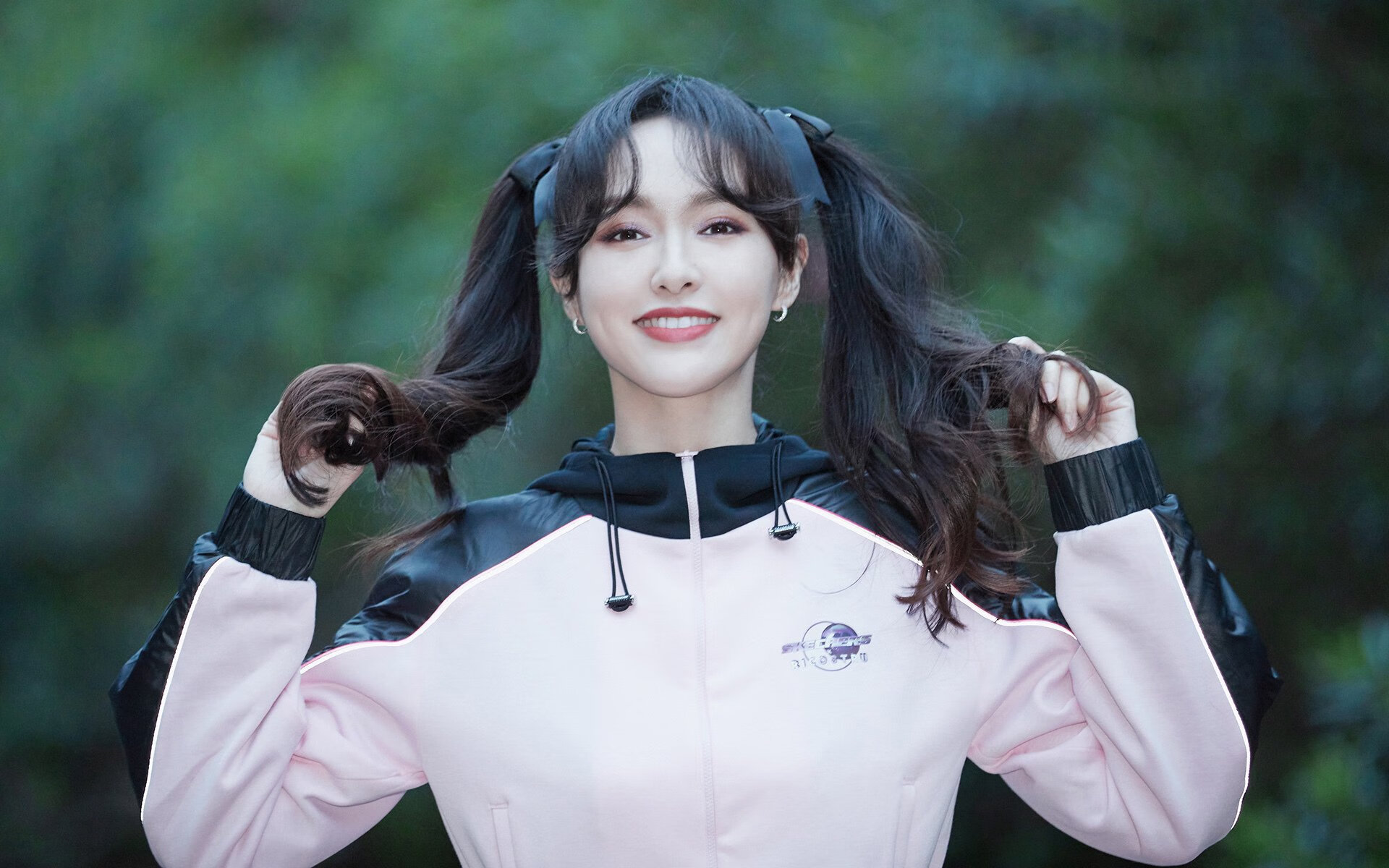 开云体育APP-_运动员心理辅导的重要性：赛场内外的心理战_，运动员心里训练应注意哪几个主要问题