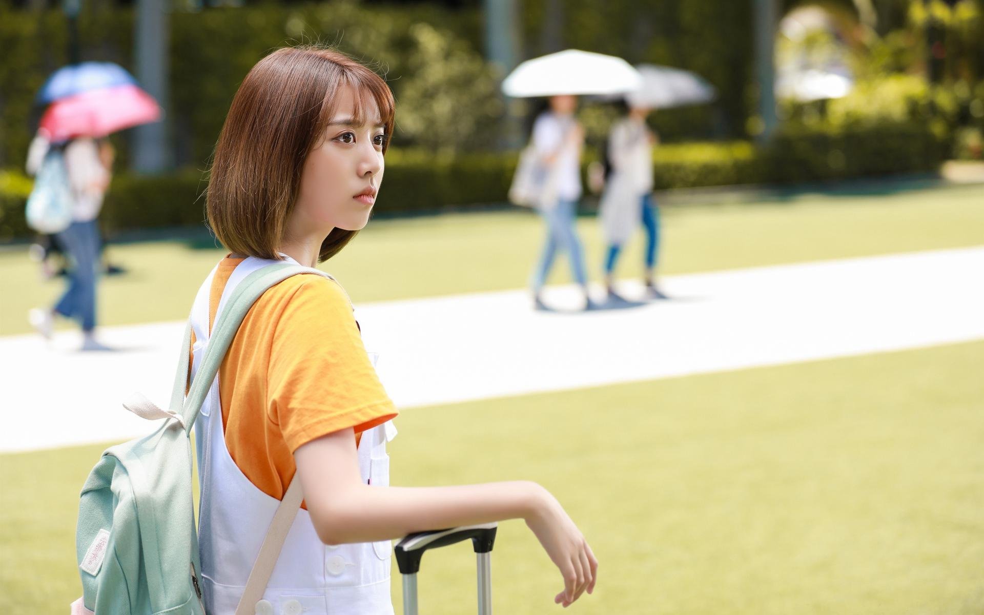 开云APP-特色沙滩足球趣味赛，夏日激情一触即发，沙滩足球照片