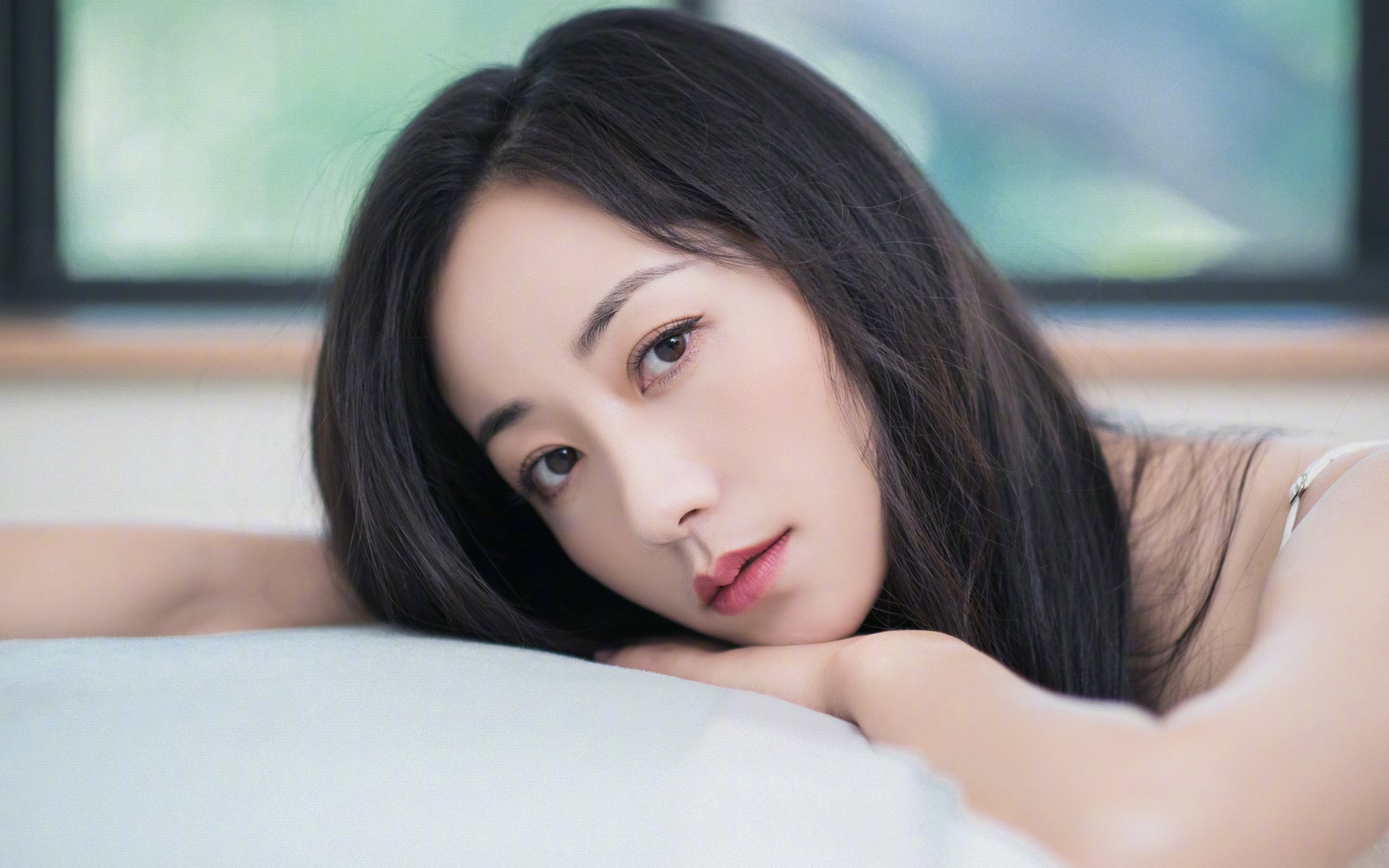 开云体育下载入口-超轻材料：赛车速度的秘密武器，赛车车体材料